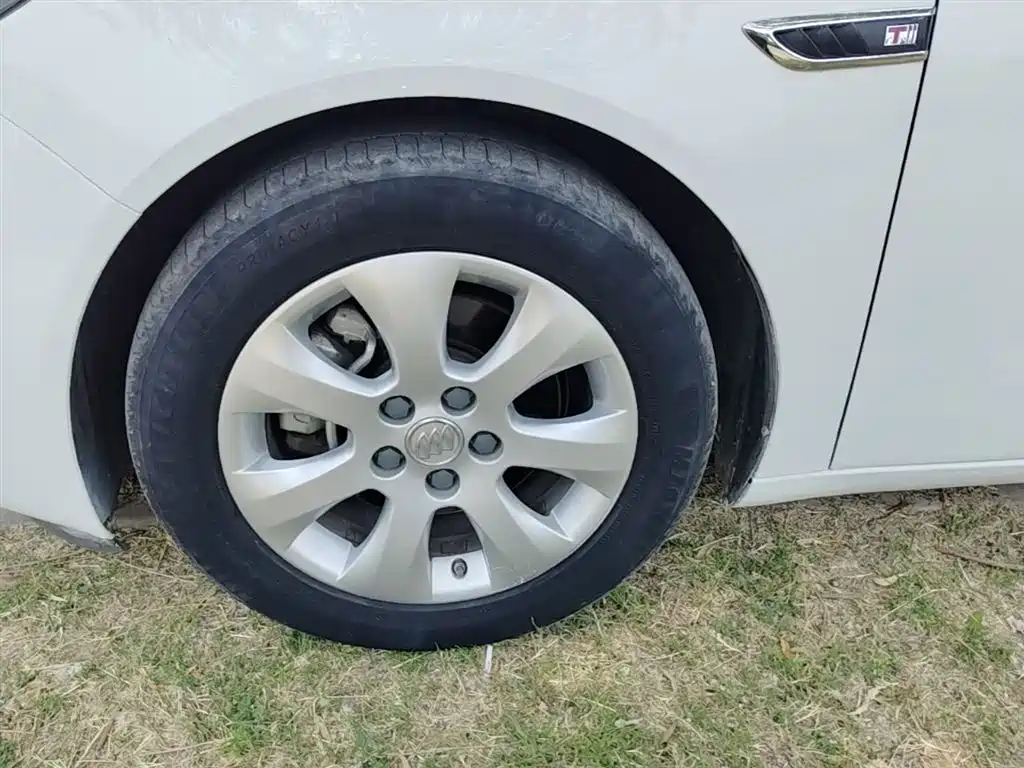 Buick Regal 2015 1.6T Leading Tech Edition фото 23