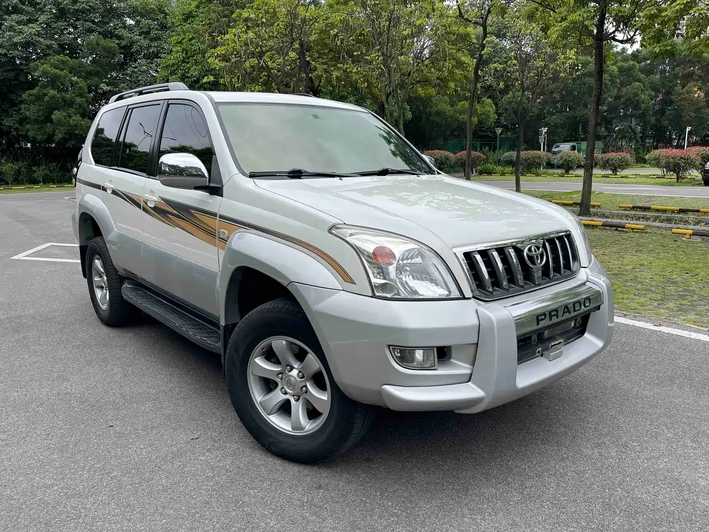 Toyota Prado 2005 Model 4.0L Automatic GX Luxury Edition фото 3