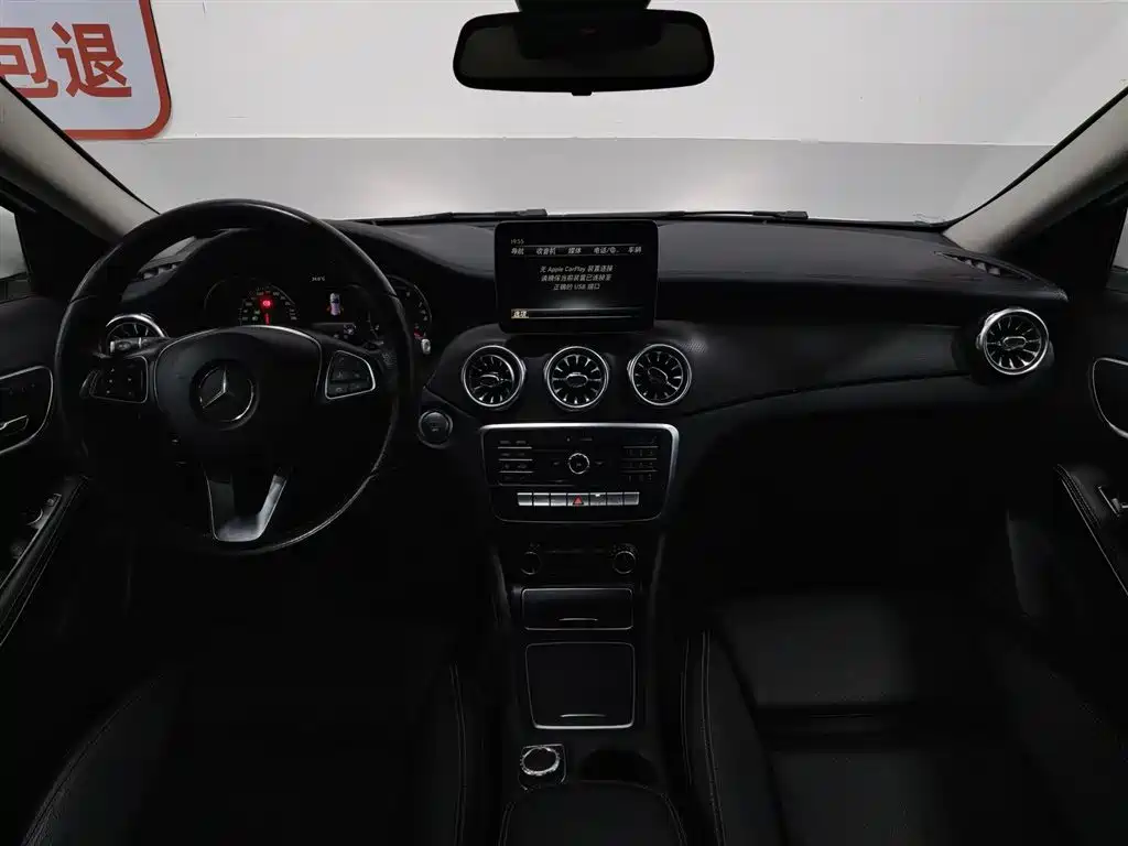 Mercedes-Benz GLA 2017 GLA 200 Fashion фото 5