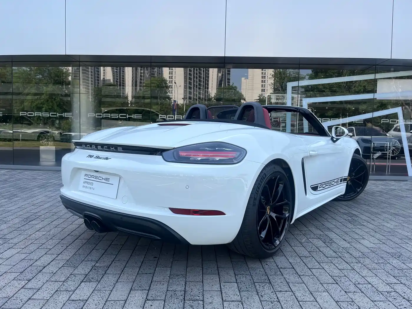 Porsche 718 2023 Boxster Style Edition 2.0T фото 5