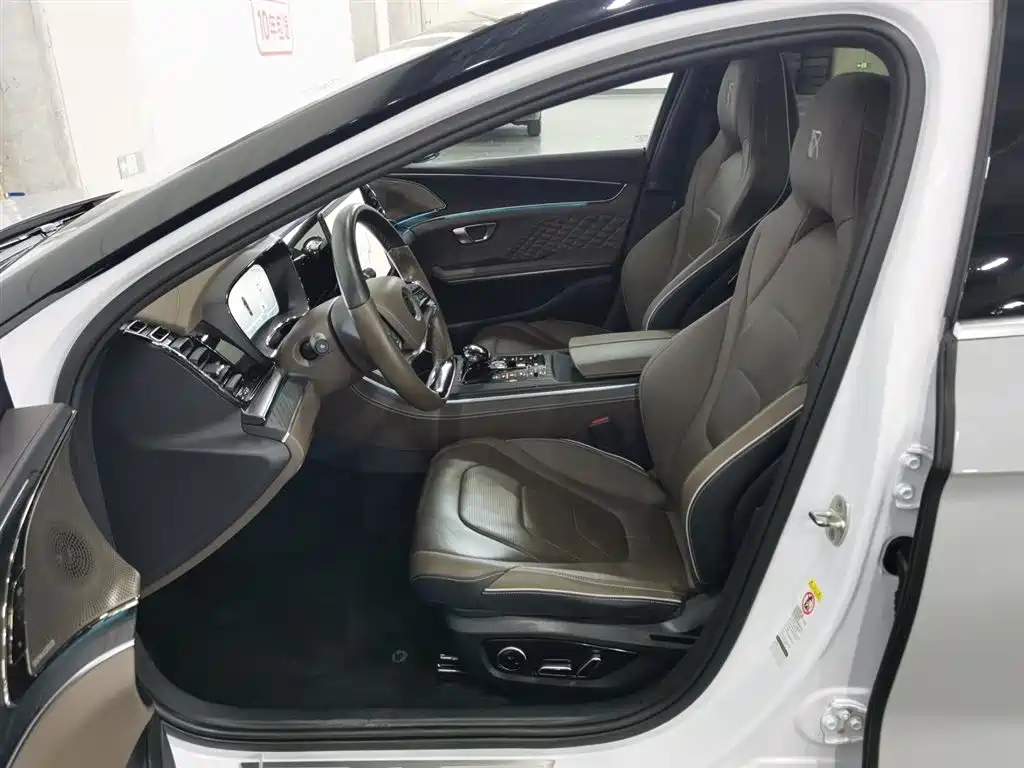 BYD Han 2022 DM-i 121KM Premium Edition фото 10