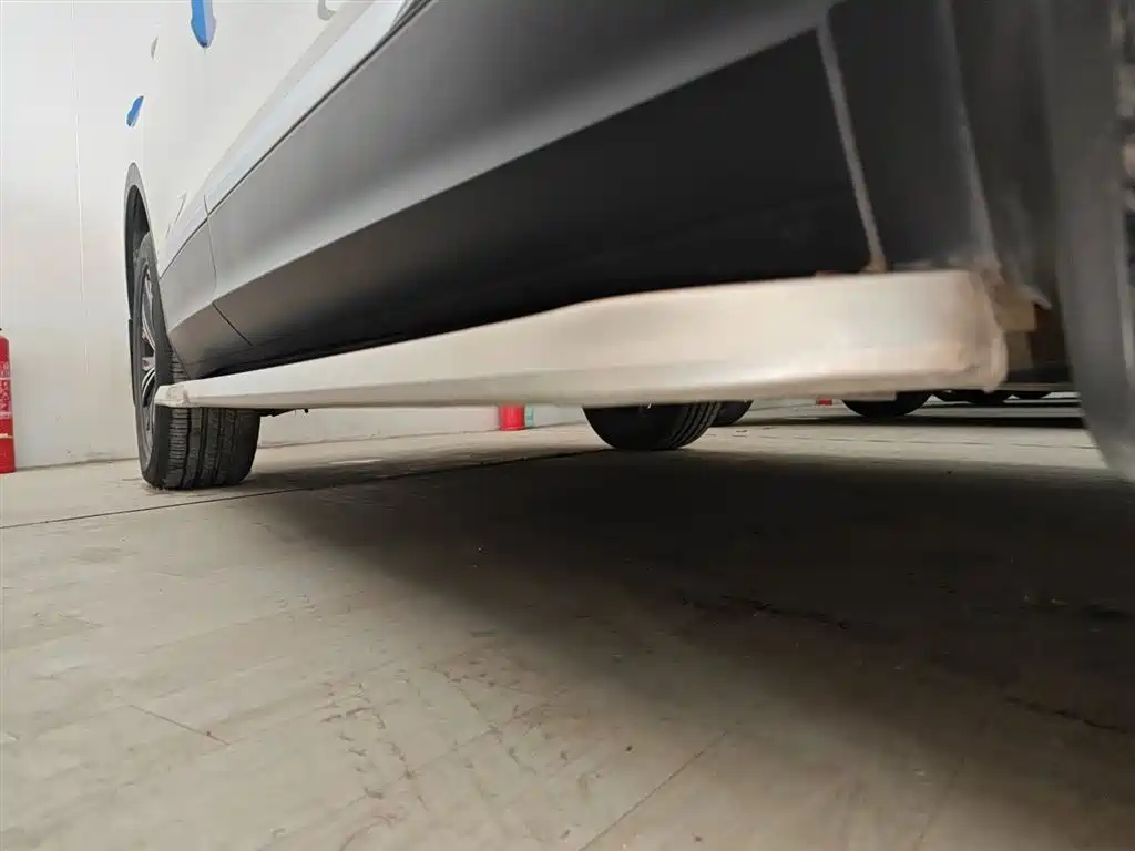 Volkswagen Tiguan L 2021 330TSI Automatic 2WD Smart фото 21
