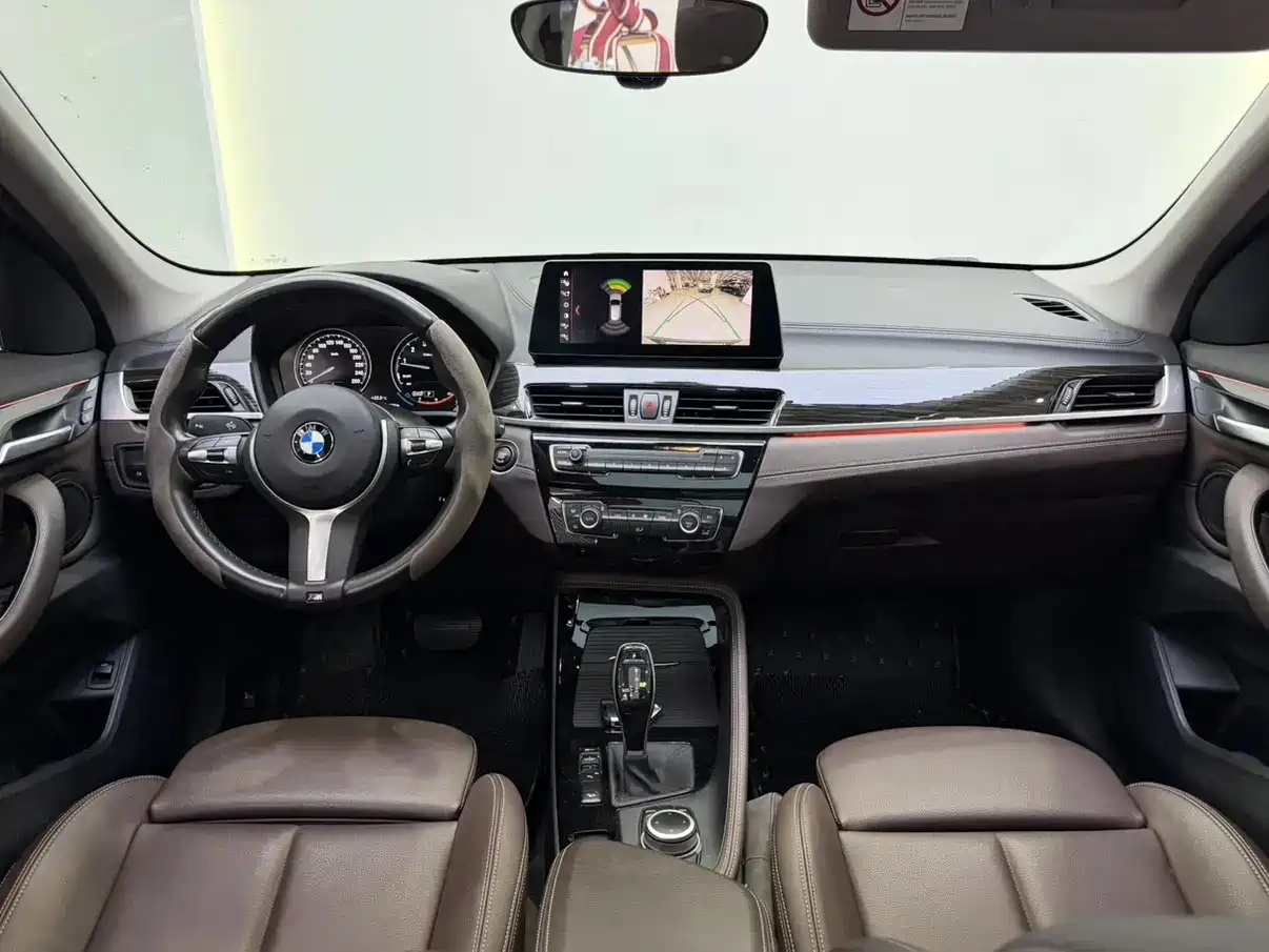 BMW X1 2020 xDrive25Li Premium Edition фото 7