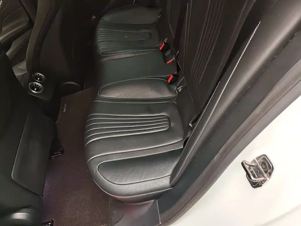 MERCEDES-BENZ CLS