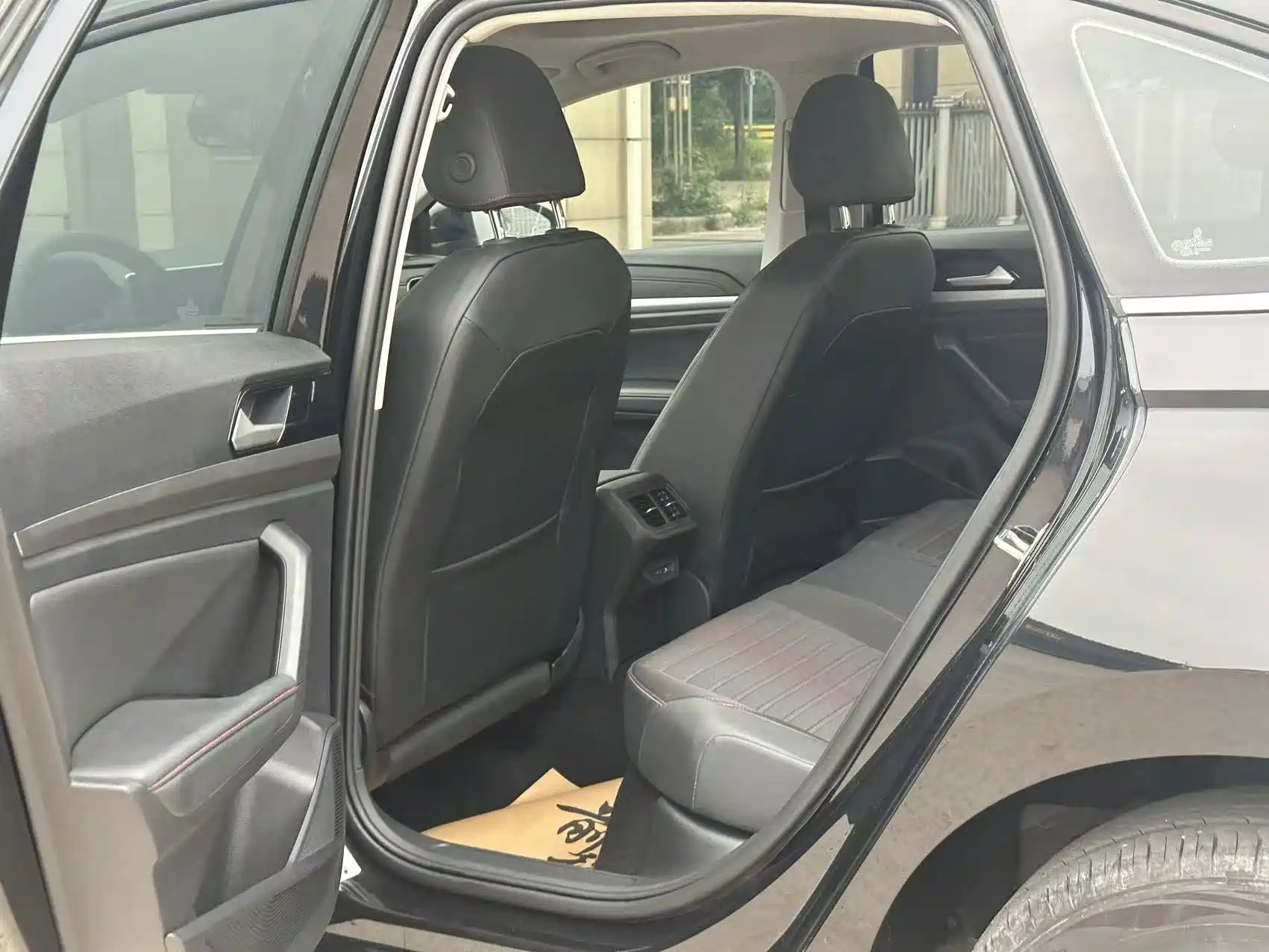 صورة 6 - Volkswagen Lavida