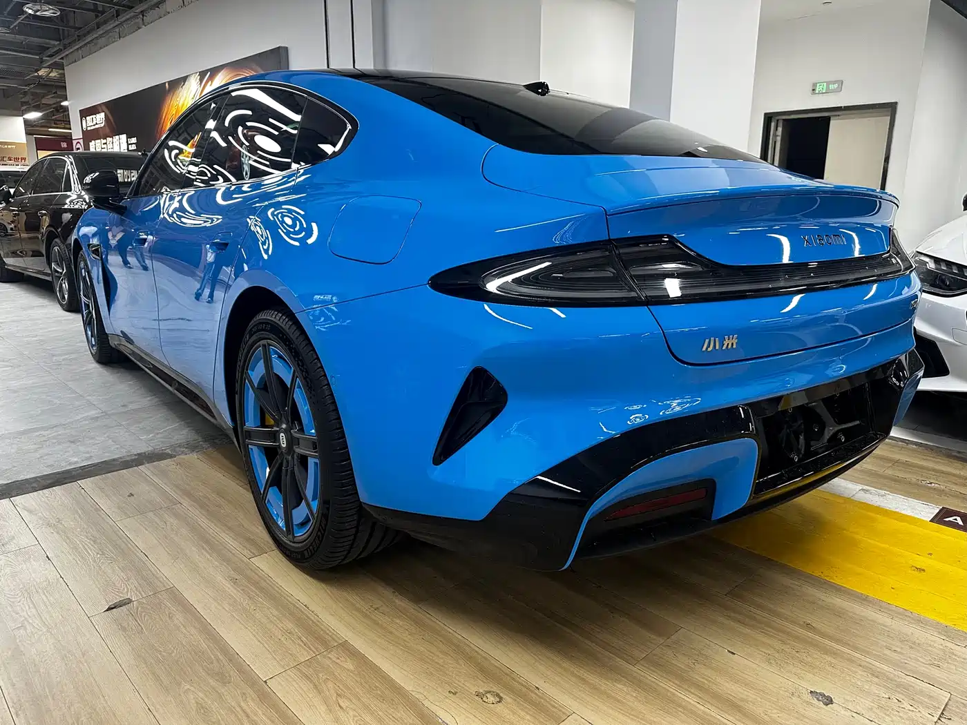 XIAOMI CAR XIAOMI SU7