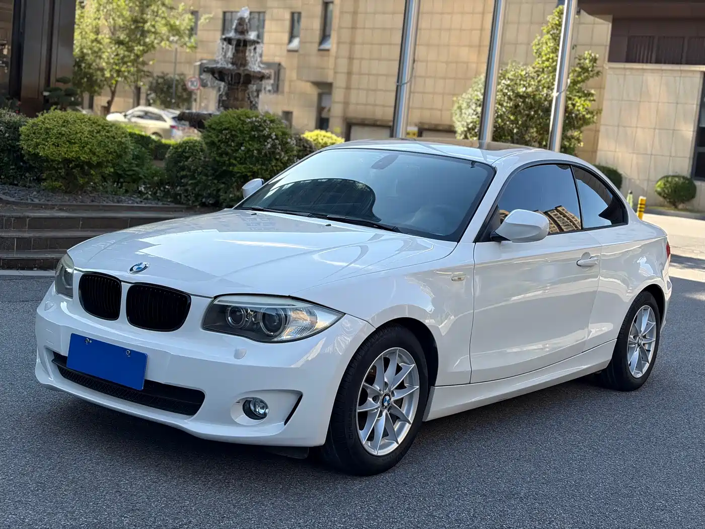 BMW 1 Series (Import) 2014 2011 120i Coupe