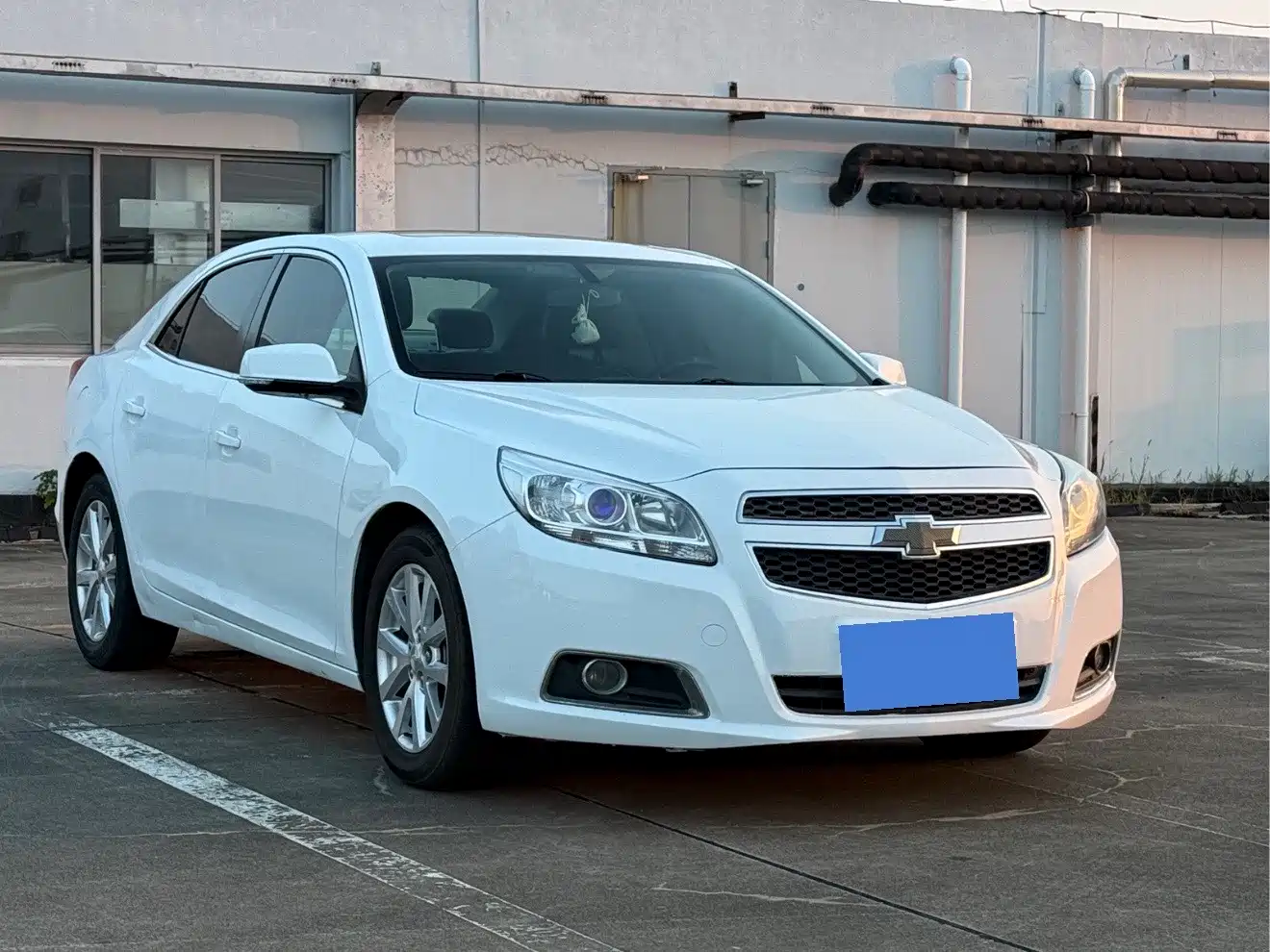 Chevrolet Malibu 2012 2.0L Automatic Luxury Edition фото 3