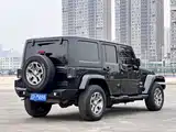 Фото 4 - Jeep Wrangler