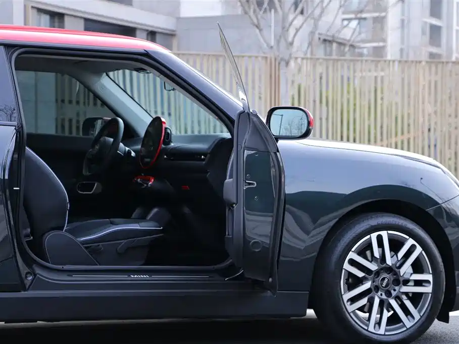 MINI ELECTRIC  COOPER