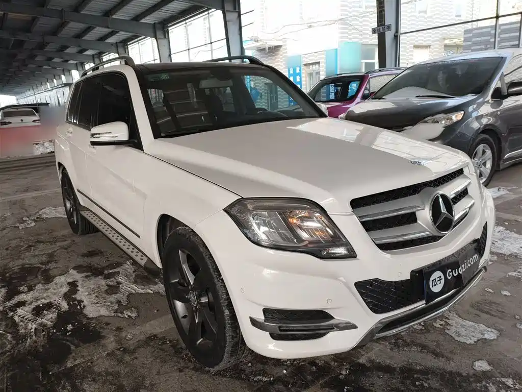 Mercedes-Benz GLK-Class 2013 GLK 300 4MATIC Dynamic Sunroof фото 4