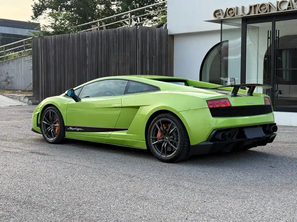 Lamborghini Gallardo 2013 2012 LP 570-4 Super Trofeo Stradale