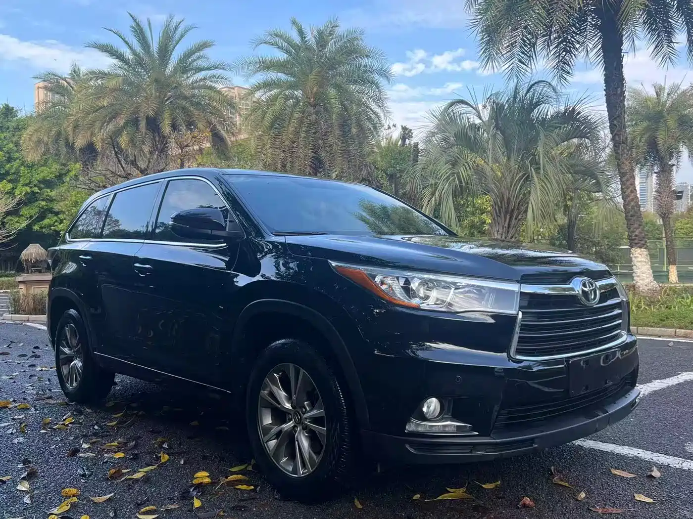TOYOTA HIGHLANDER