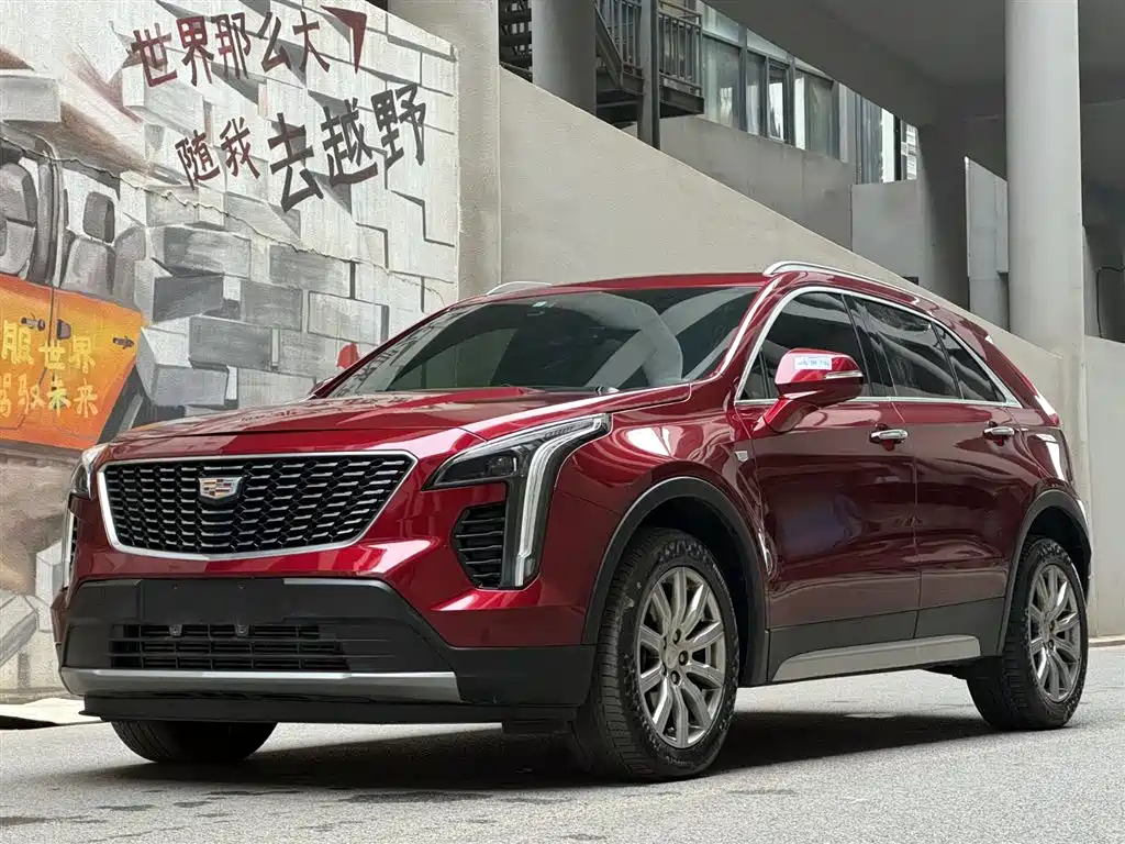 Cadillac XT4 2018 28T FWD Leading Edition