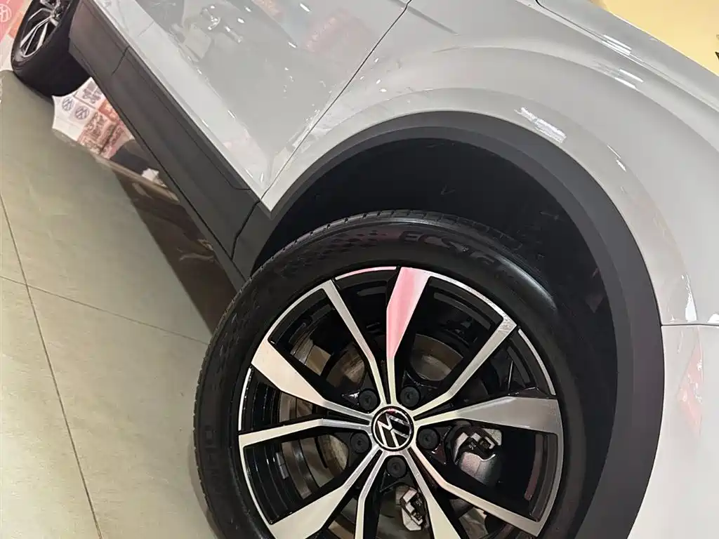 Volkswagen T-ROC 2025 Facelift 280TSI DSG 2WD Time Edition фото 27