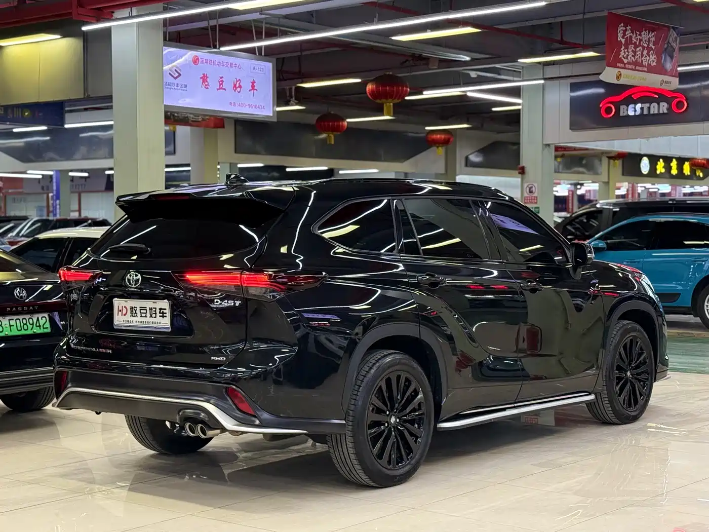 Toyota Crown Kluger 2024 2.0T AWD Jinyao Edition фото 2