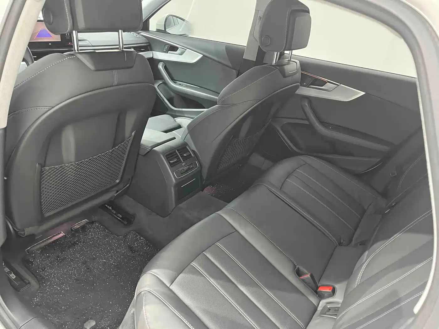 Audi A4L 2022 40 TFSI Luxury Dynamic фото 11