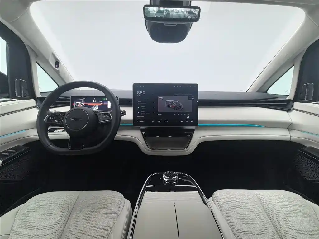 GEELY GALAXY WING TRUE L380