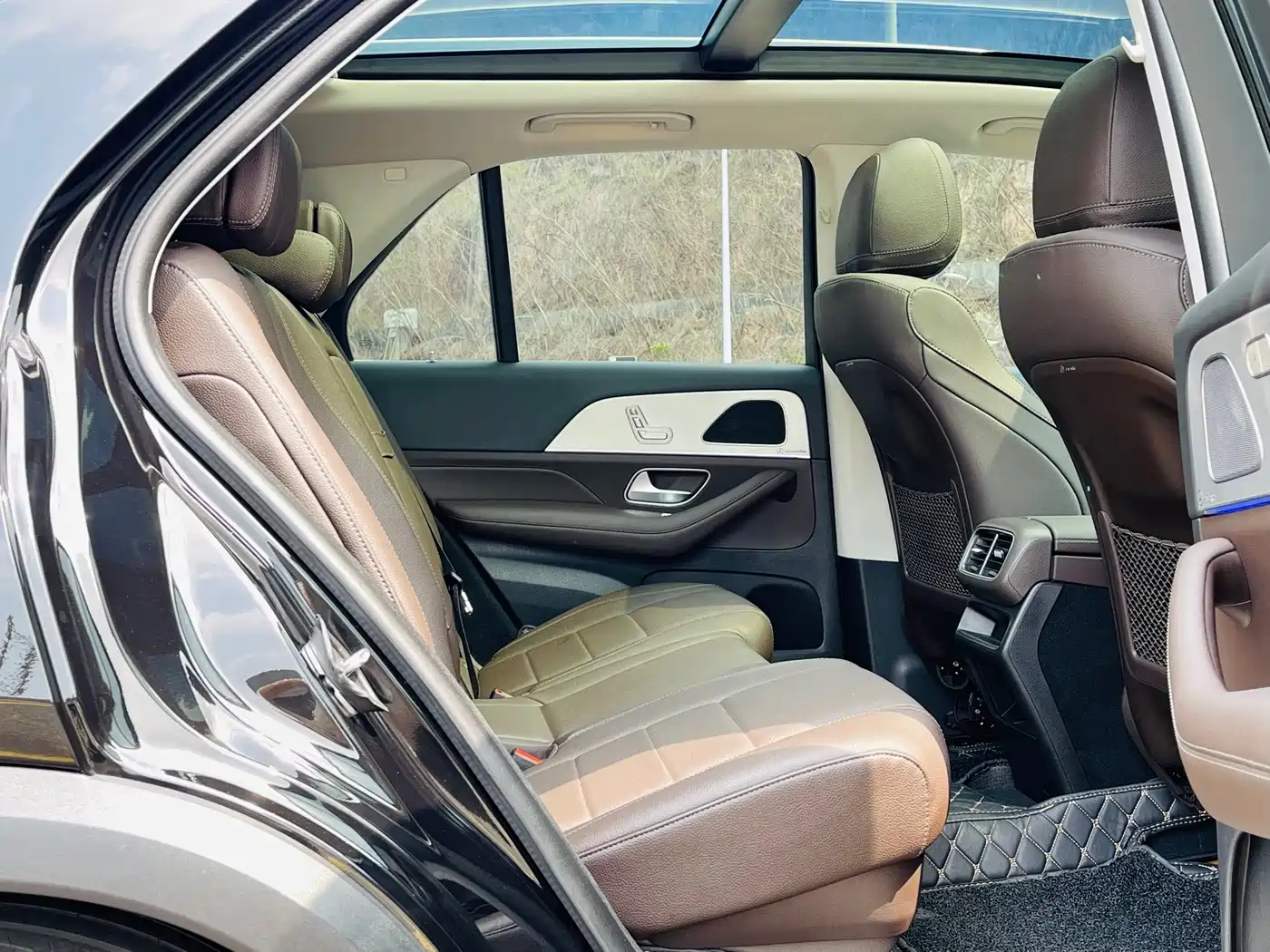 Фото 9 - Mercedes-Benz GLE