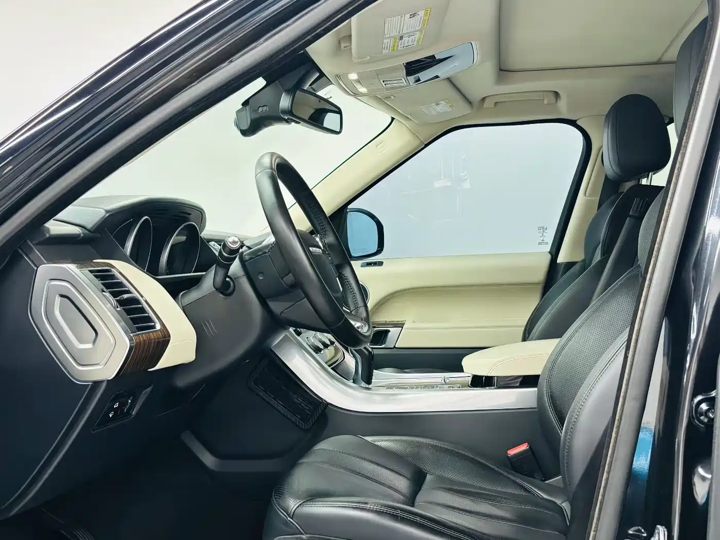 Land Rover Range Rover Sport фото 4