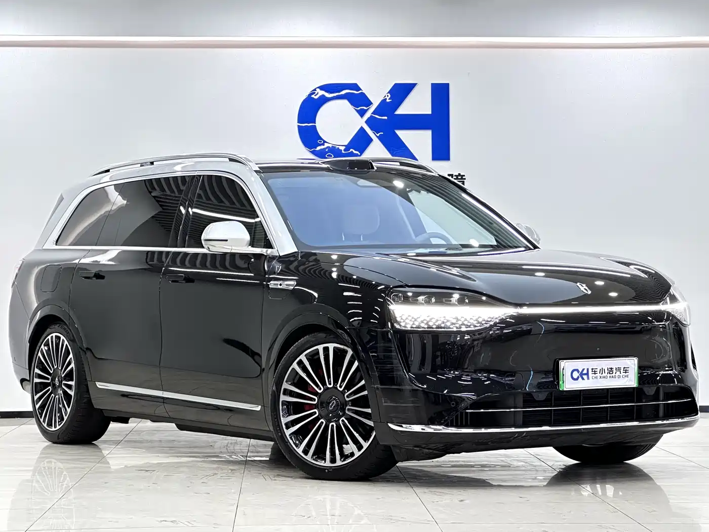 AITO Wenjie AITO M9 2024 Range Extender Ultra 52kWh 6-seater фото 3
