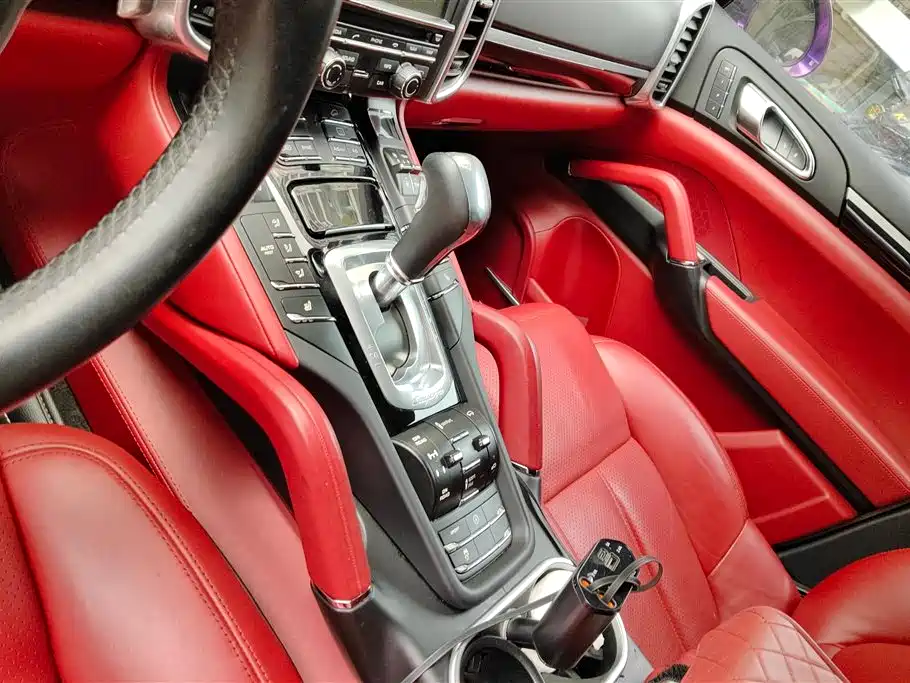 Porsche Cayenne 2015 Cayenne 3.0T фото 16