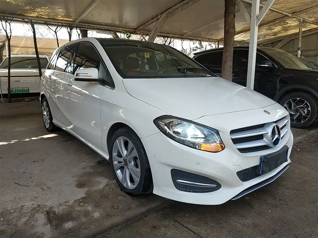 MERCEDES-BENZ CLASS B