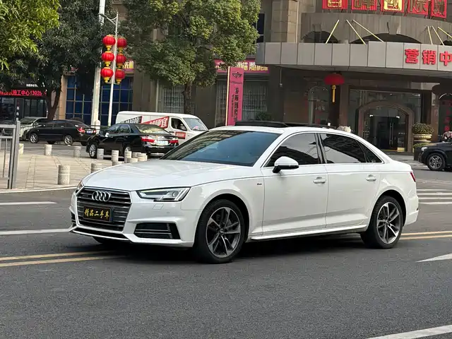 AUDI A4L