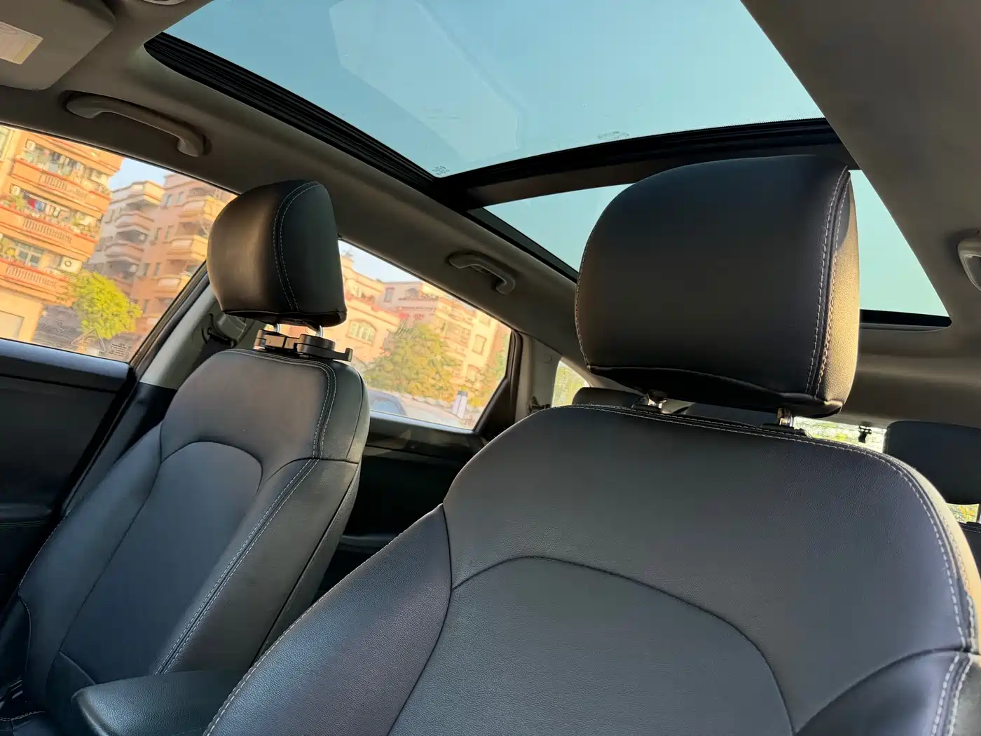 Kia Carens 2013 2.0L 7-Seat Auto Standard China IV фото 17