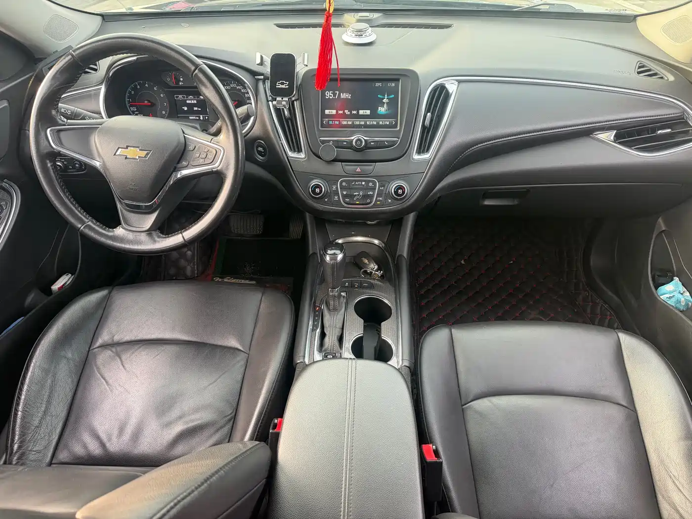 Chevrolet Malibu XL 2017 1.5T Auto Sport Edition фото 8