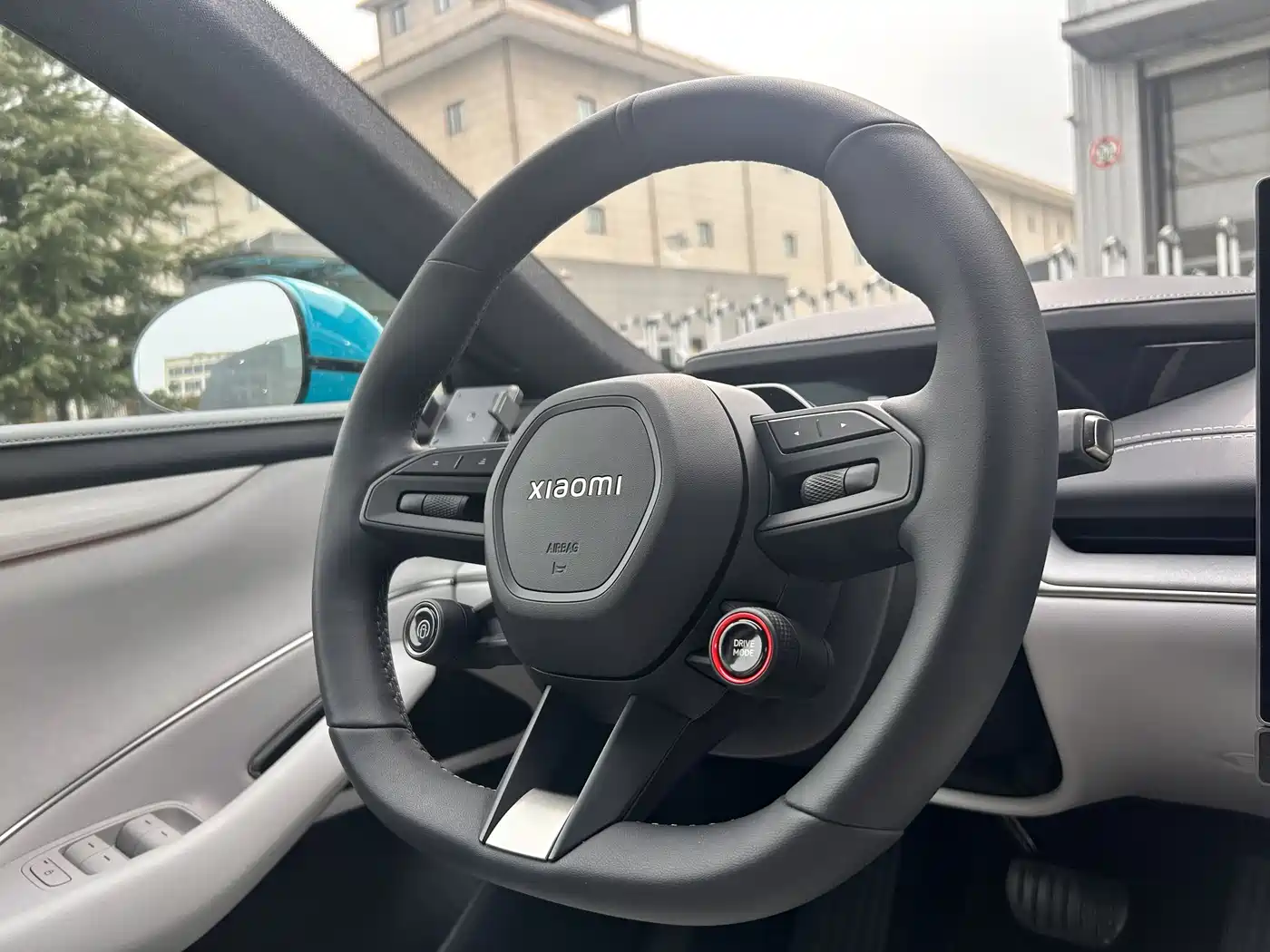 XIAOMI CAR XIAOMI SU7