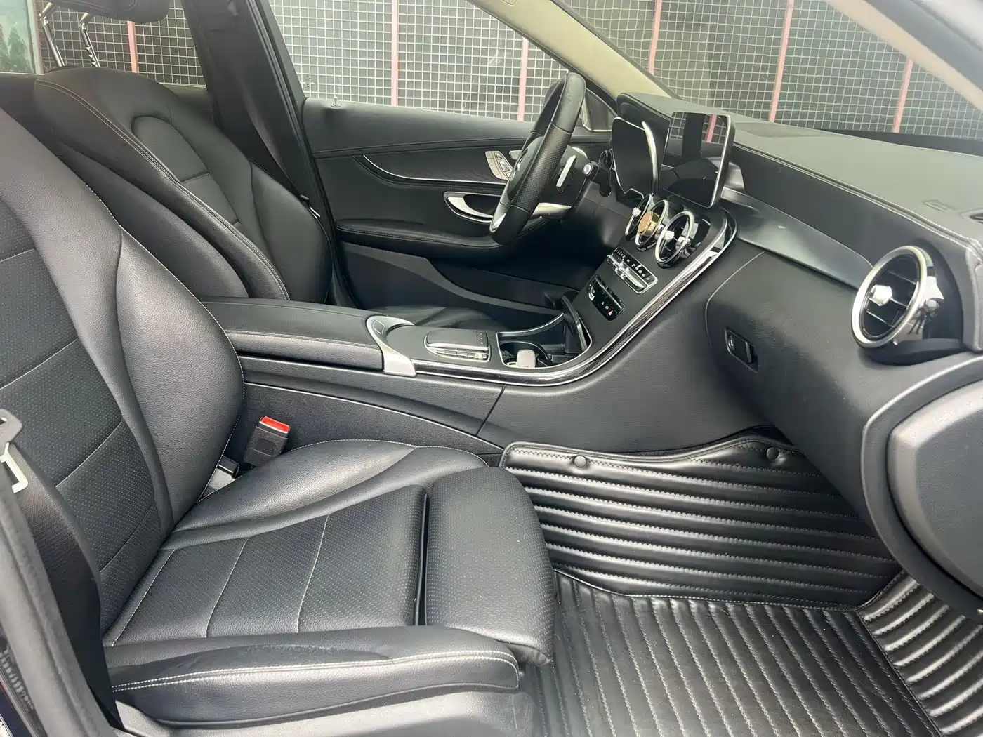 Mercedes-Benz C-Class 2020 C 260 L Sport фото 4