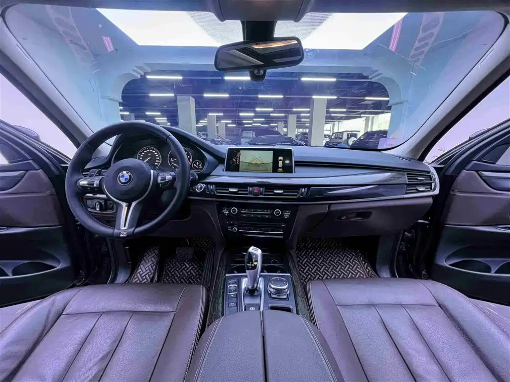 BMW X5 (Import) 2014 xDrive35i Leading фото 19