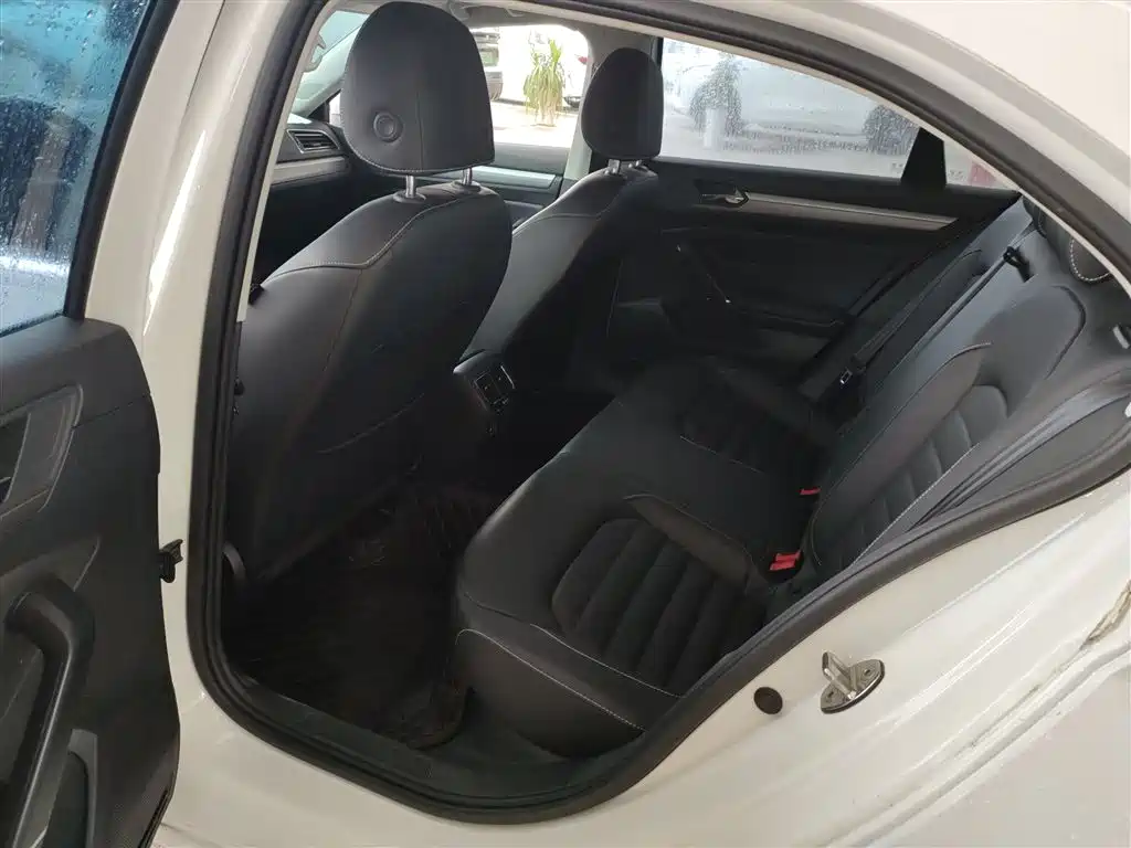 Volkswagen Lamando 2021 Facelift 280TSI DSG Comfort Edition фото 17