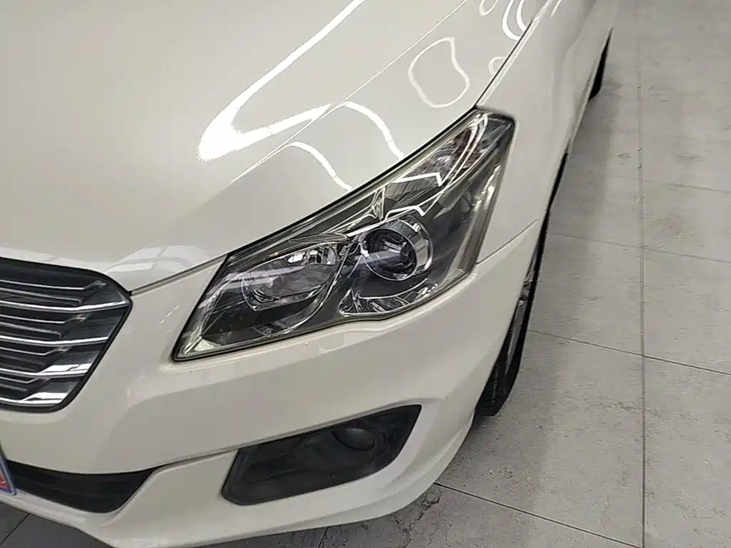 Suzuki Alivio 2017 2015 1.6L Automatic Comfort