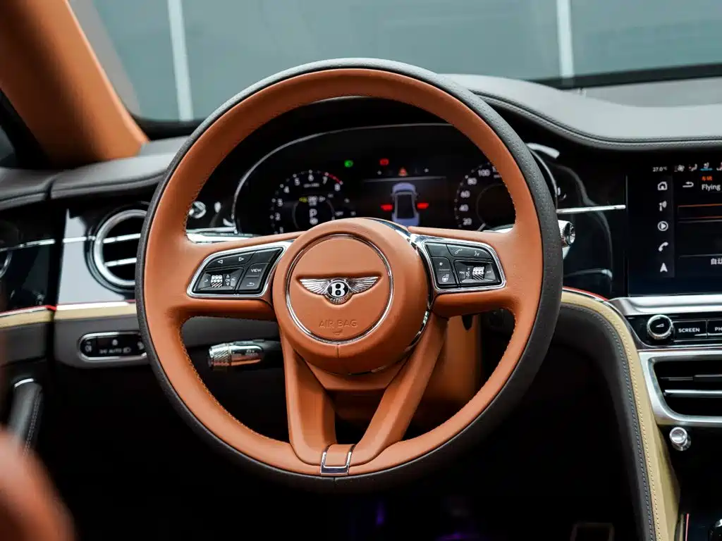 Bentley Flying Spur Plug-in Hybrid 2026 2025 Model Year 4.0T V8 Mulliner