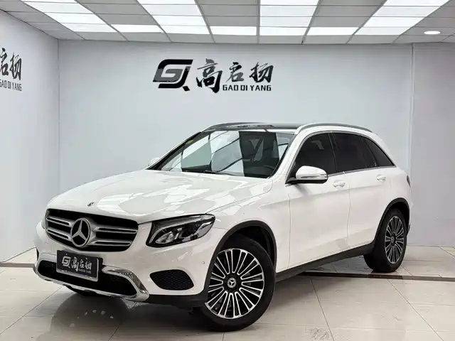 MERCEDES-BENZ GLC