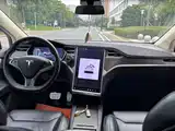 Фото 12 - Tesla Model X