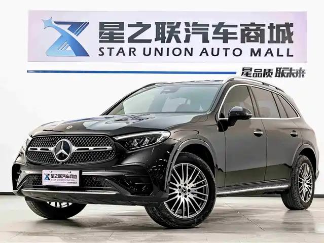 MERCEDES-BENZ GLC