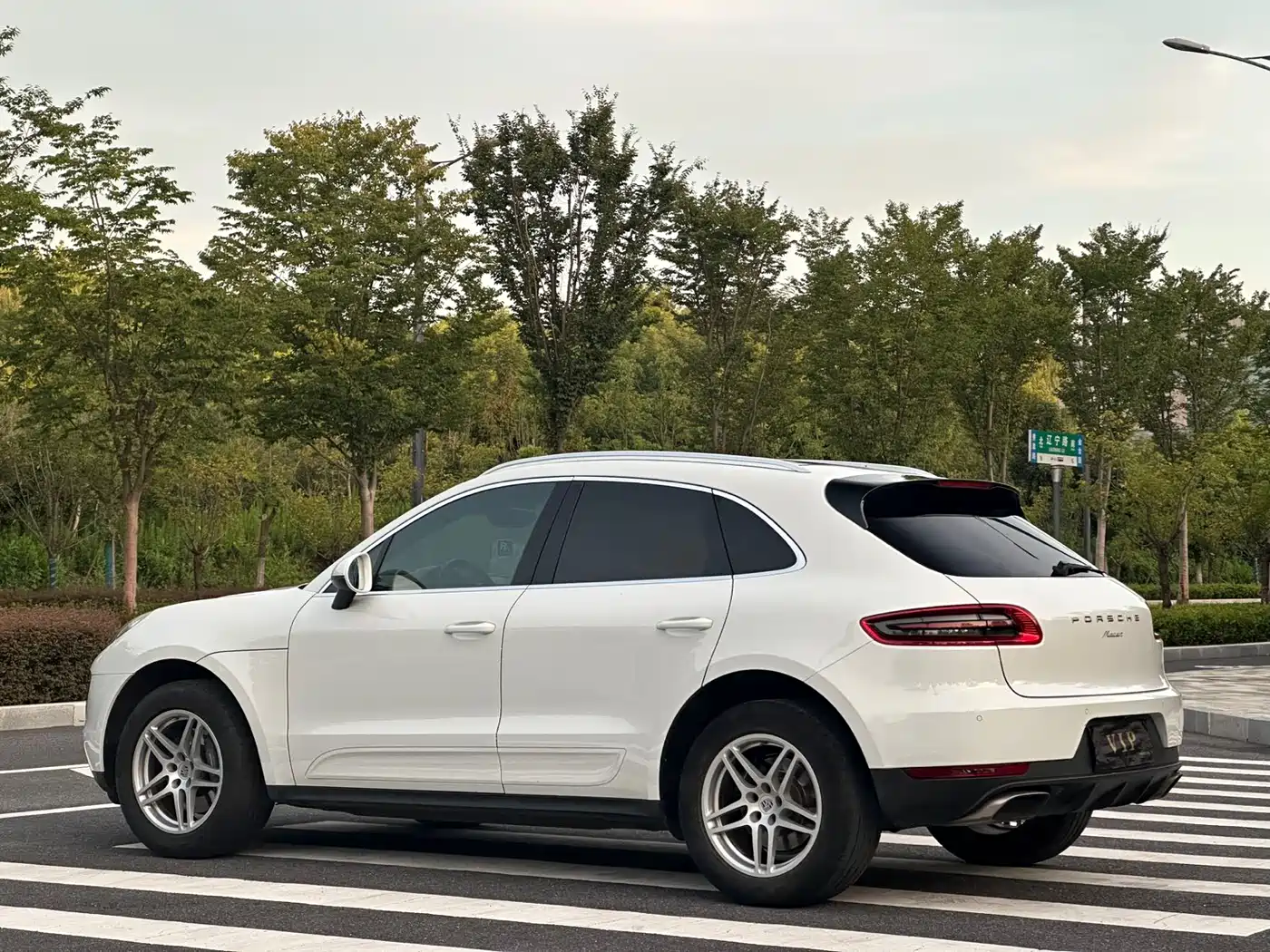 Porsche Macan 2017 Macan 2.0T фото 9