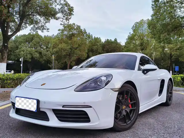 PORSCHE 718