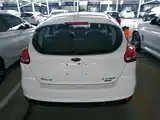 Фото 6 - Ford Focus