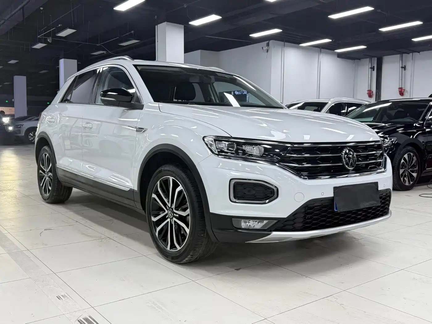 Volkswagen T-ROC 2022 280TSI DSG 2WD Comfort PLUS фото 4