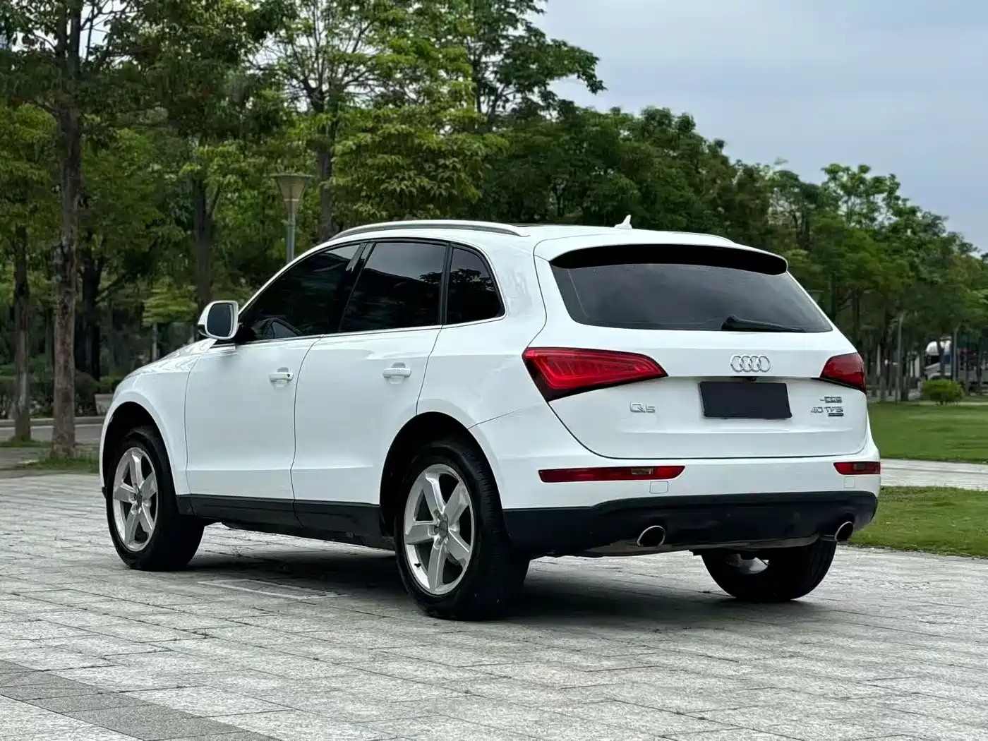 Audi Q5 2015 40 TFSI Comfort фото 9