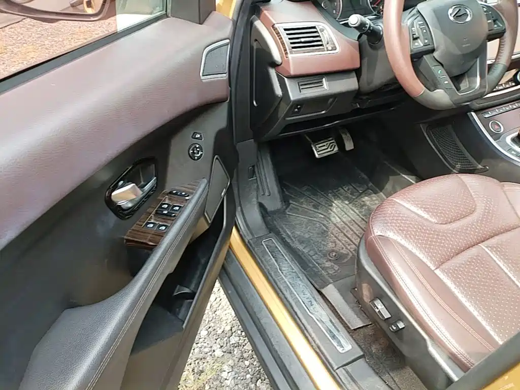 Landwind X7 2015 2015 2.0T Panorama Premium