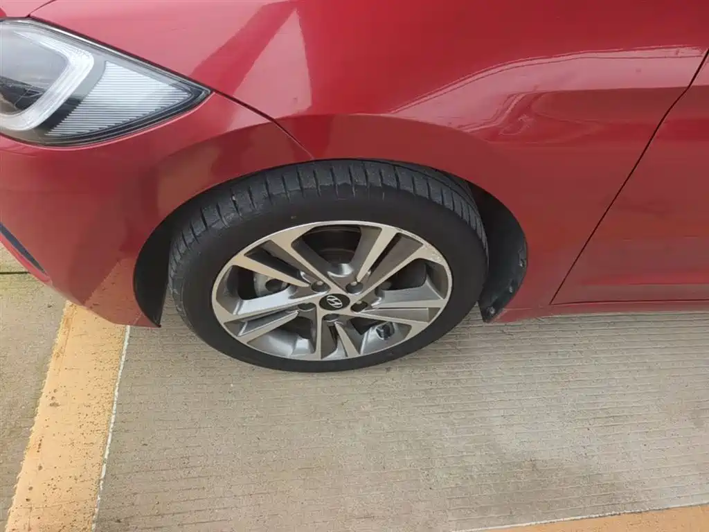 Hyundai Elantra 2016 Model 1.6L Automatic Smart Elite фото 23