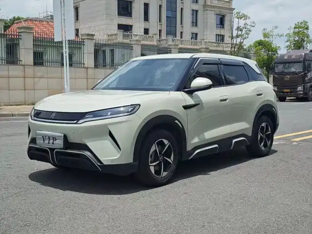 BYD Yuan UP 2024 401KM Leading Edition