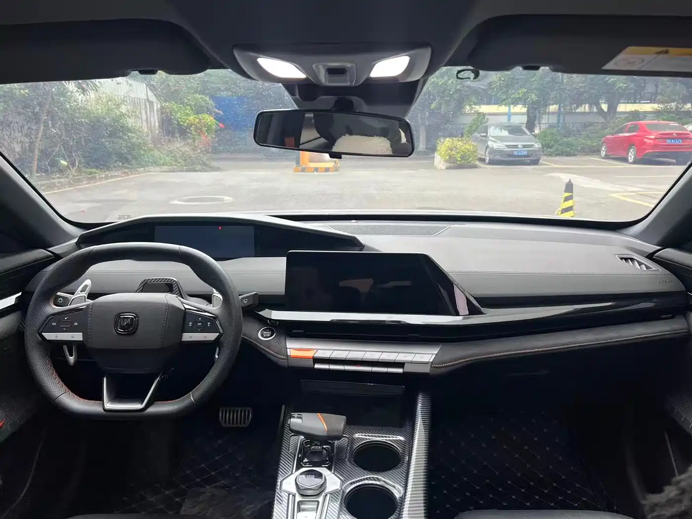 CHANGAN UNI-V