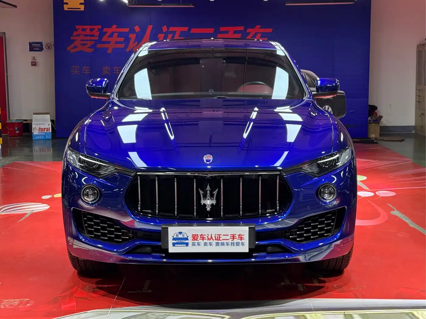 Фото 2 - Maserati Levante