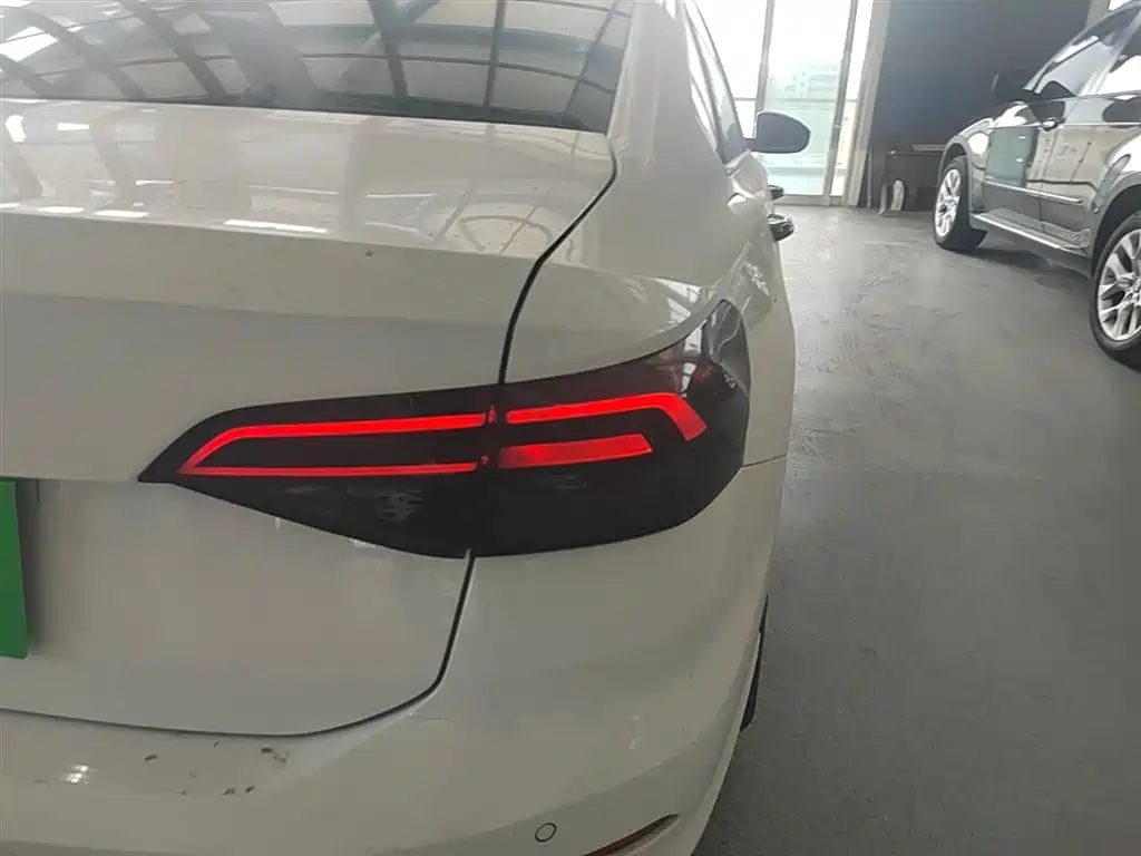Volkswagen Lavida 2019 280TSI DSG Comfort Edition China VI фото 8